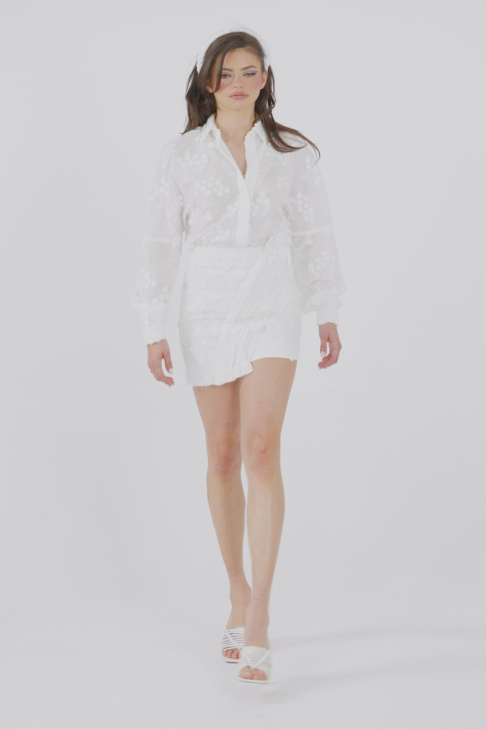 'CORA' White 3D Flower Embroidered Cotton Mini Skirt