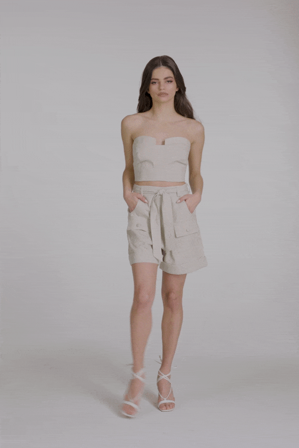 Ruby Cream Structured linen shorts