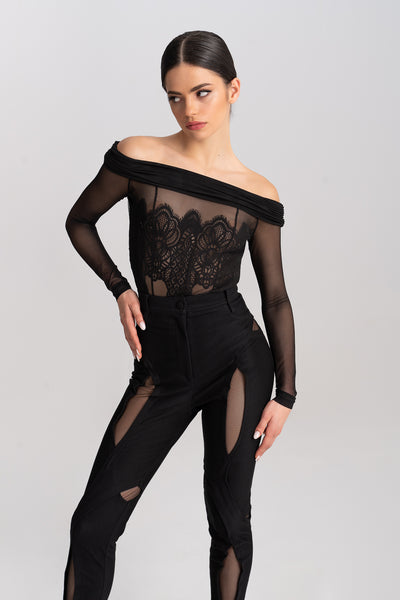 'Lusi' Off-The-Shoulder Stretch-Lace Top