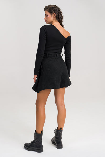‘Yara’ Black Structured Tweed Shorts